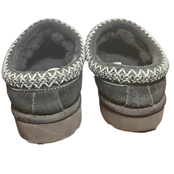 SOLD UGG Tasman Clog Black Suede Fuzzy Inside - Picture 12 of 13